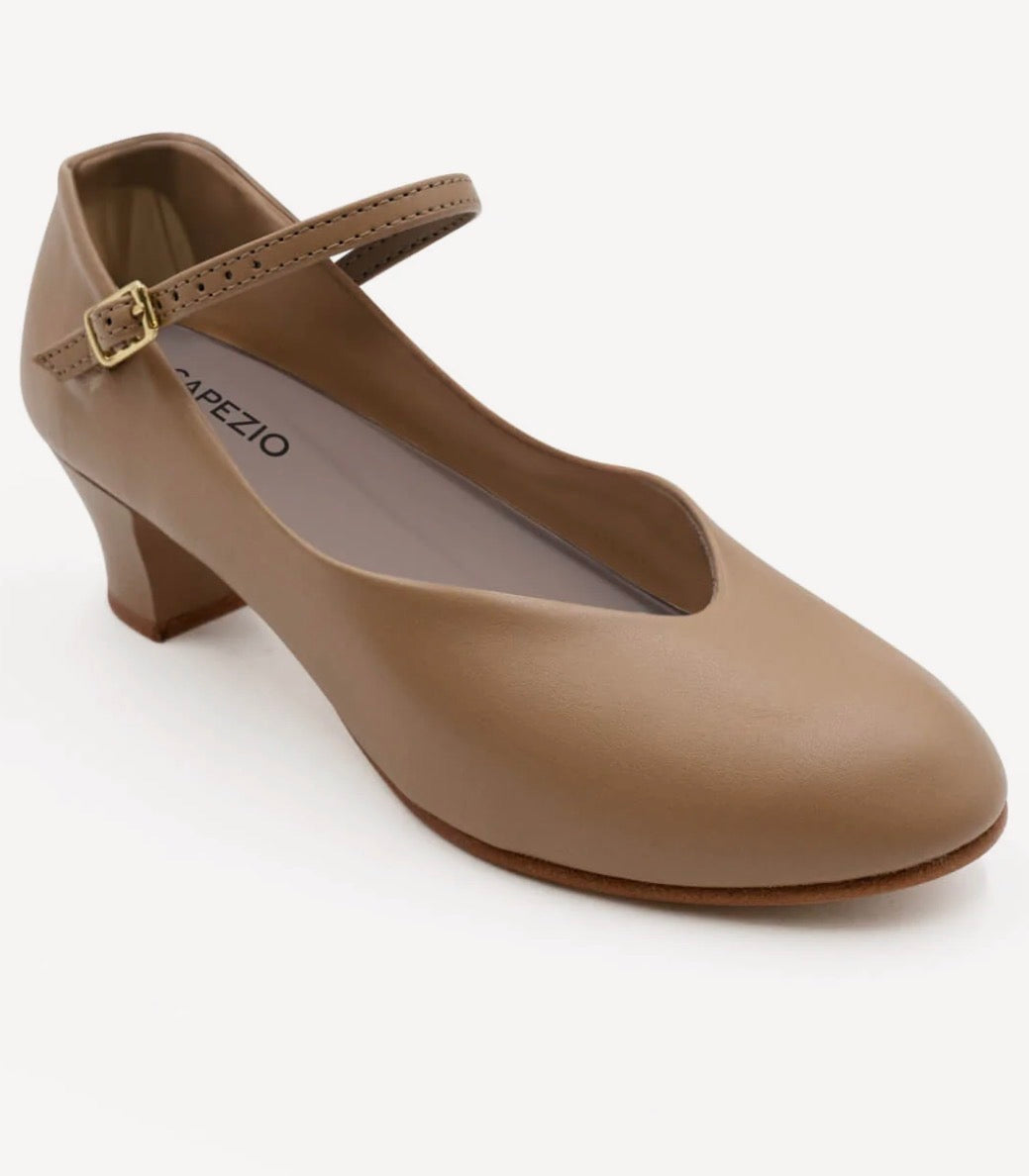 Capezio Jr. Footlight Character Shoe Children