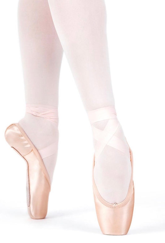 Capezio Studio Pointe Shoe 1121 5.5 Shank